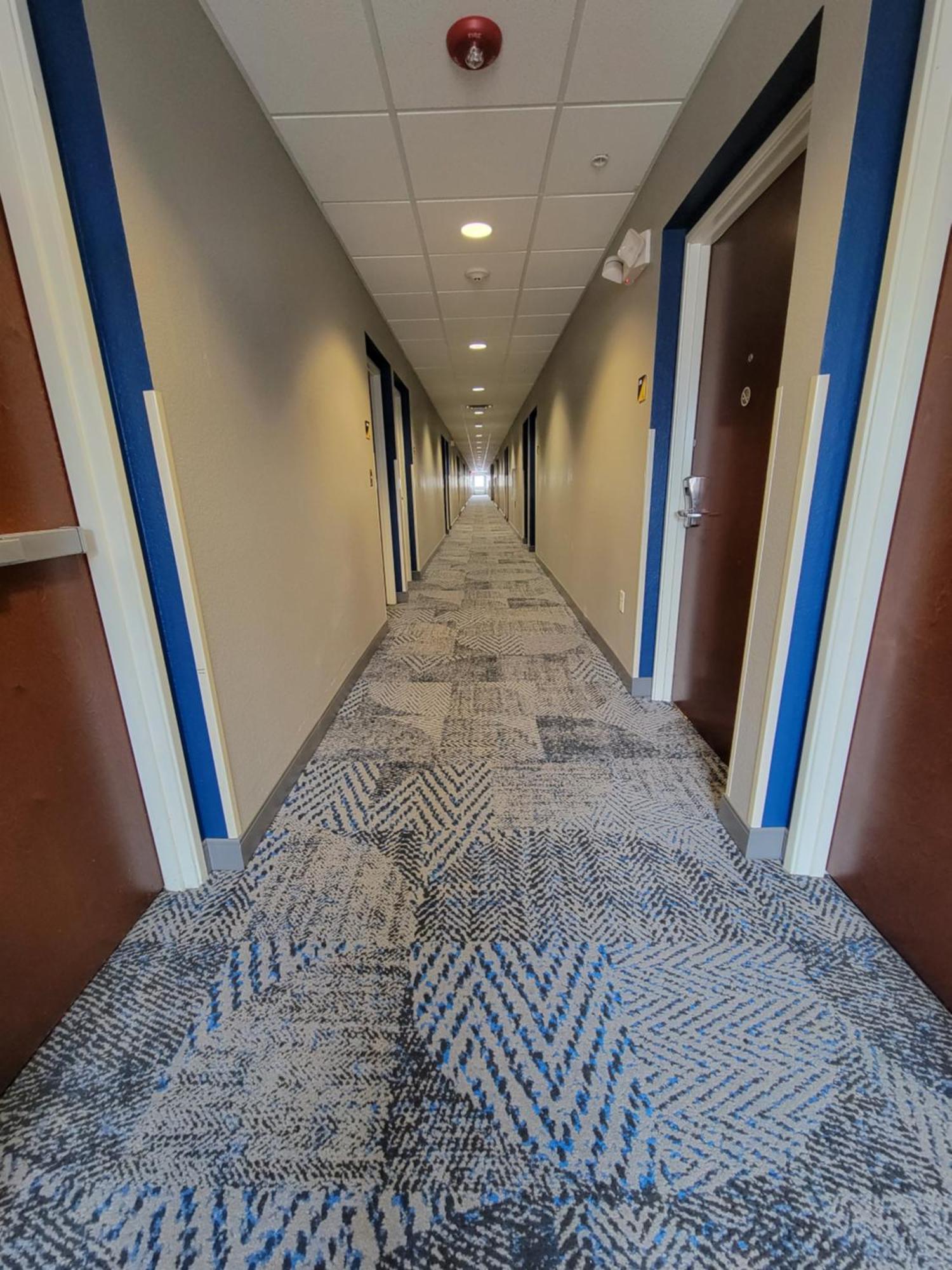 Microtel Inn & Suites By Wyndham Bluffs Каунсил-Блафс Экстерьер фото